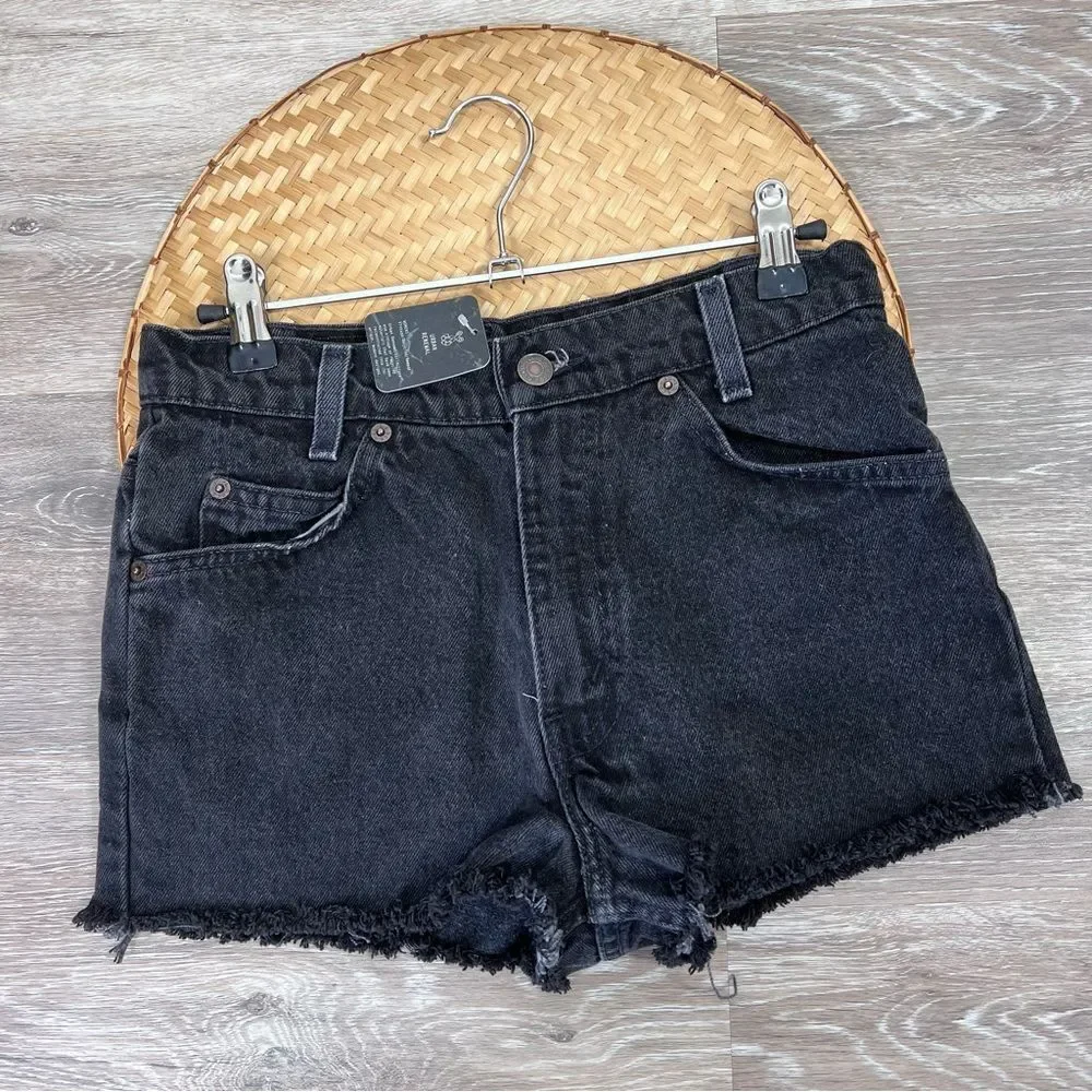 Nwt urban renewal Vintage Levi’s black Cut Off‎ Shorts